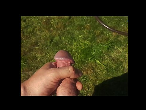 ❤️ Hot hottie fisting her pink pussy and cumming with a squirt in the summer garden Quality sex at en-gb.dickies-shop.ru